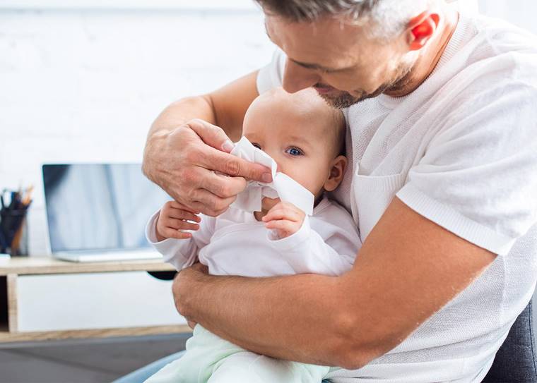 Kako lako i bezbolno ocistiti bebin nosic
